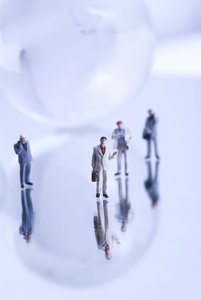 电商文案中的具体案例比抽象描述更有效